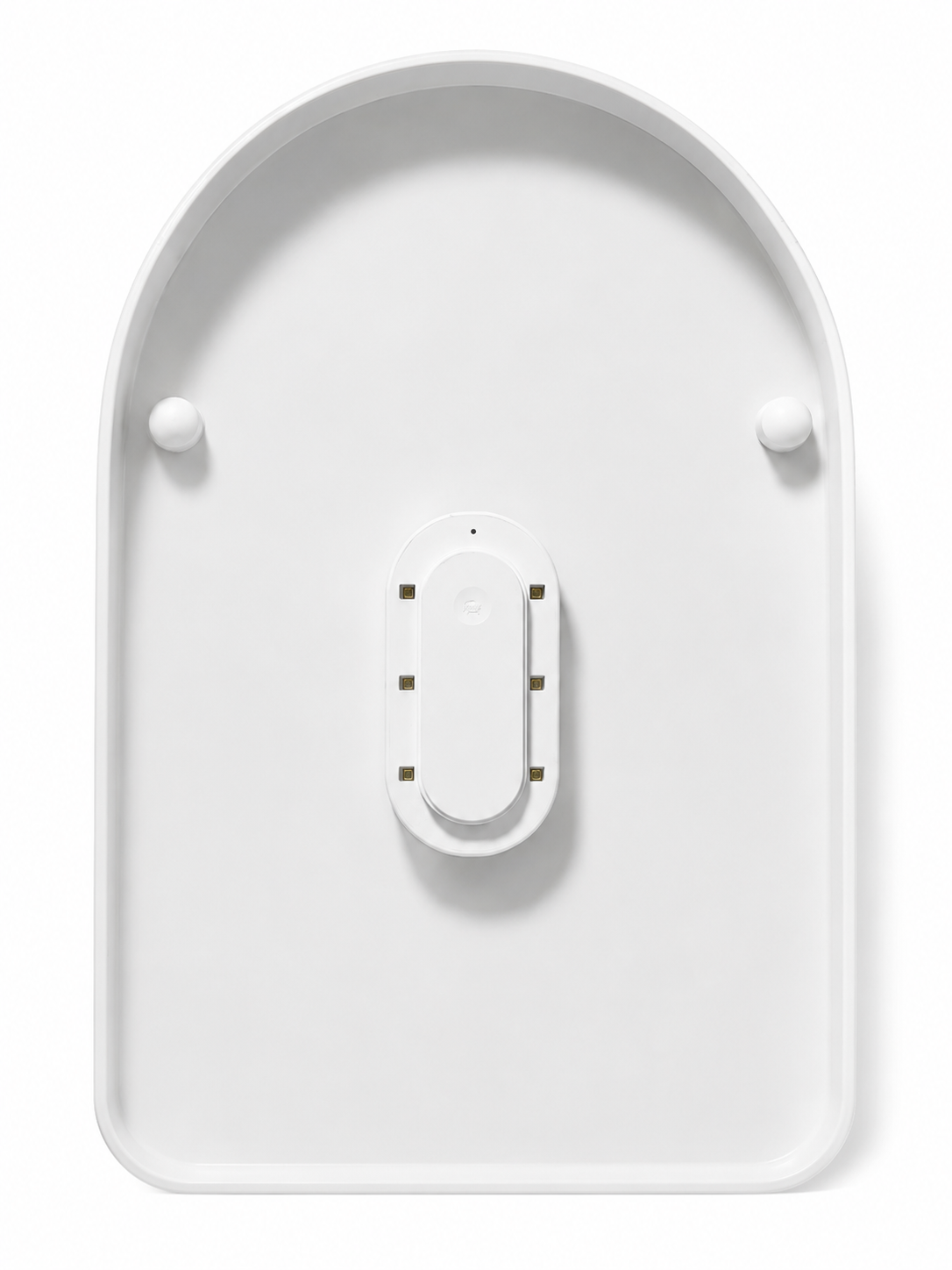 Azuremist device mounted at the center of a toilet lid cover